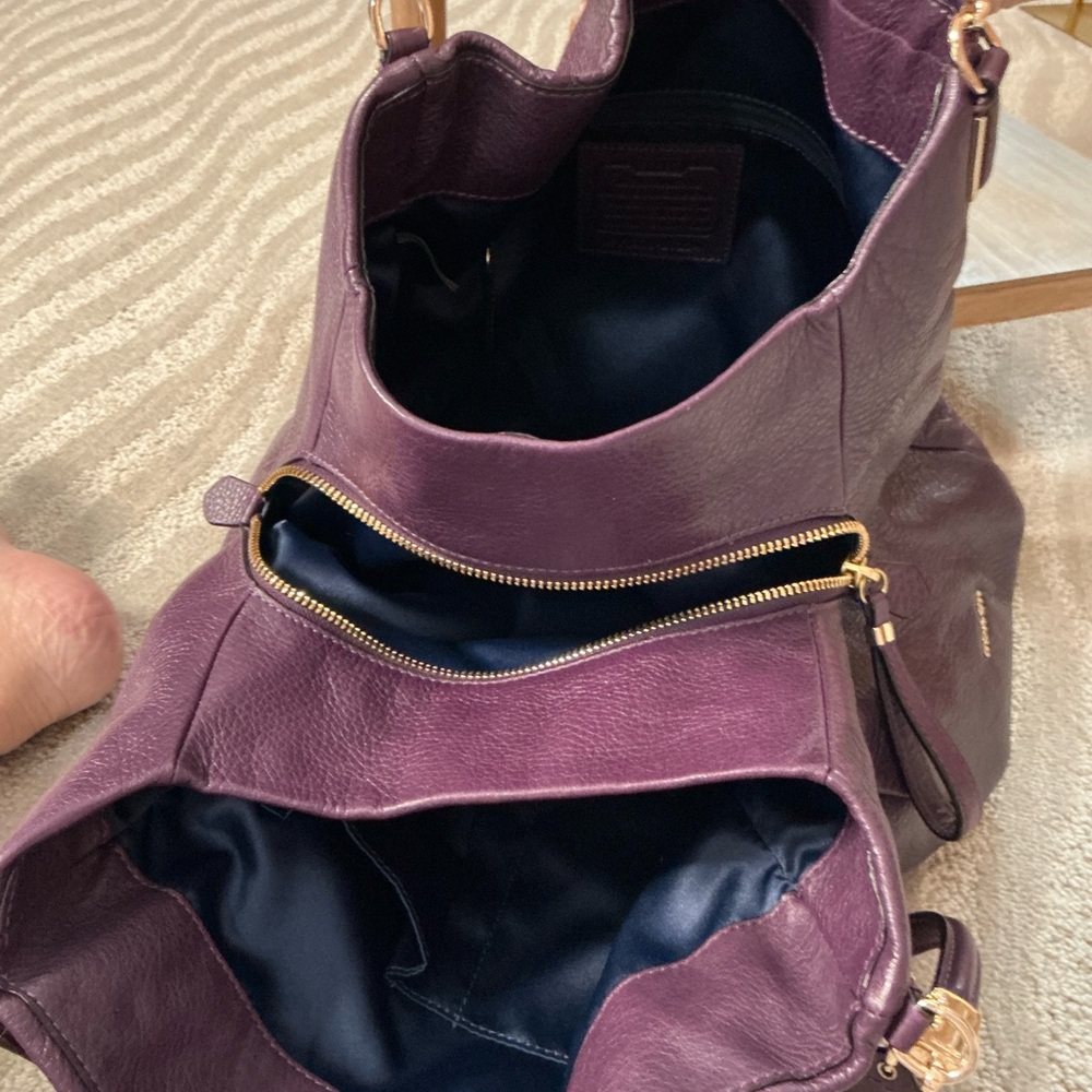 This is the Coach Edie 31 Pebbled Leather Shoulder Bag - Picture 5 of 13